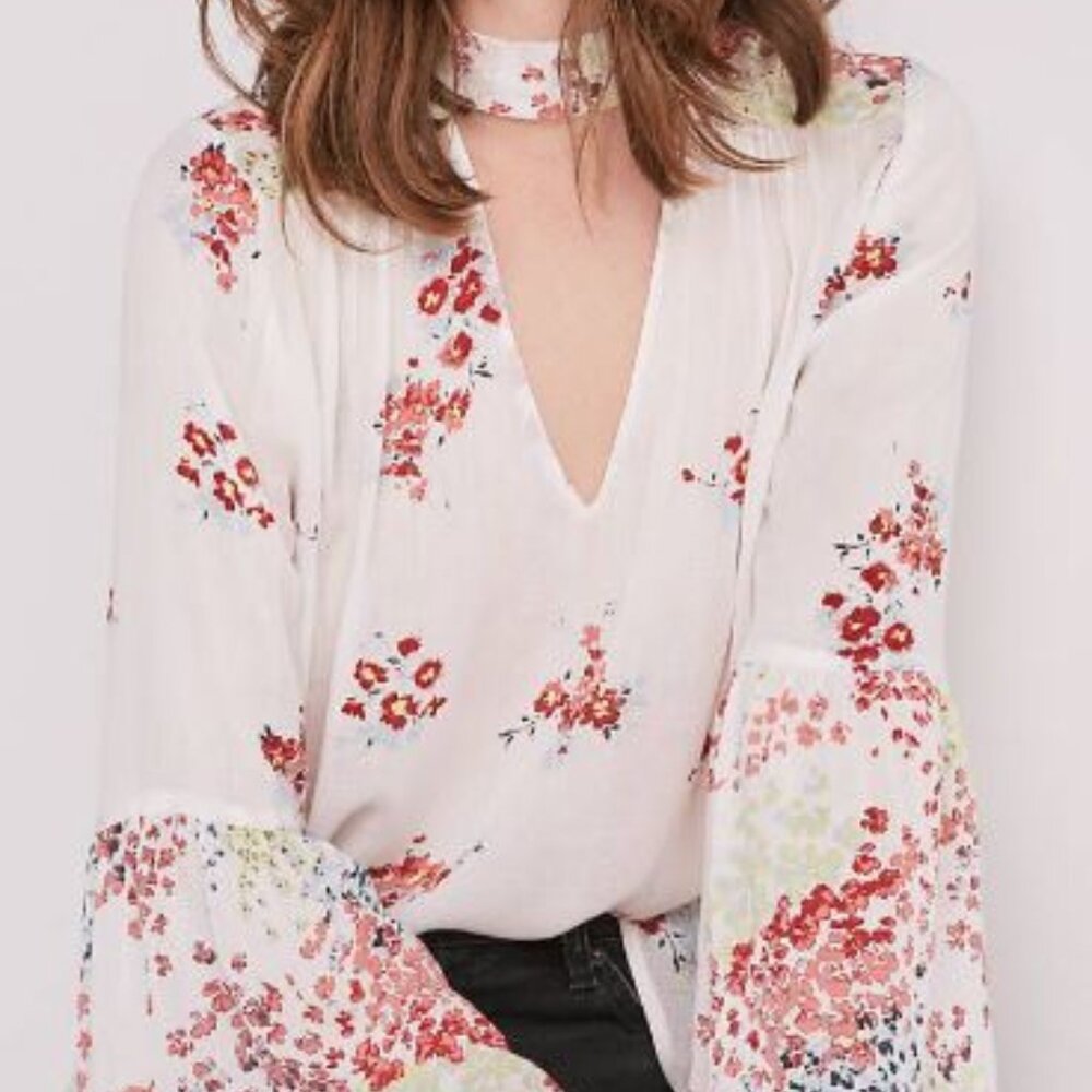 Lucky Brand Floral Bell Sleeve Blouse NWT Size M